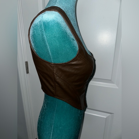 Leather corset 👚✨ - Picture 3 of 5